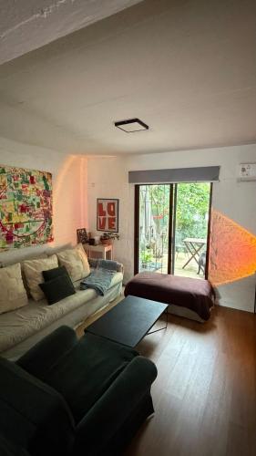 Cozy house by the park with patio and bbq in Malvín