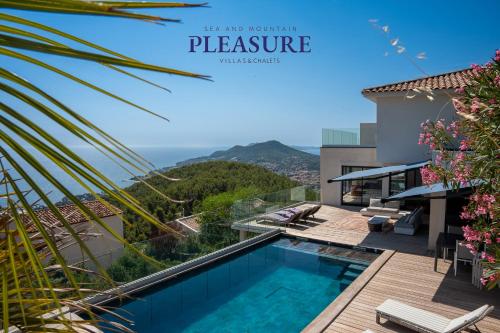 Villa 5 Etoiles vue sur les Iles d'Or Carqueiranne Sea and Mountain Pleasure Villa Vue Mer La Californie