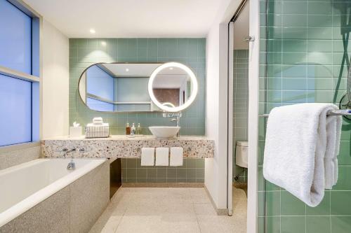 Hotel Valley Ho - image 2