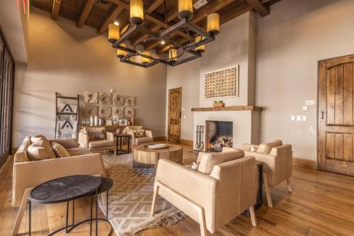 Spa, The Wigwam in Litchfield Park