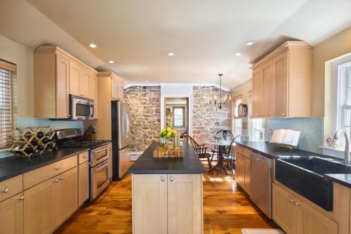 keuken, The Uhler House in Easton