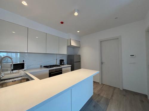 Instalaciones, NEW Bright Luxury 1BR Central in Sidi Daoud