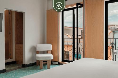 Centric 3BR Condo in Downtown in Oaxaca - image 3
