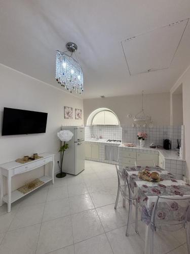 LOVELY & CHIC Rooms nei Sassi 1