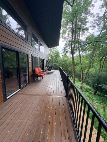 Seadmed, Driftless Destinations in McGregor (IA)