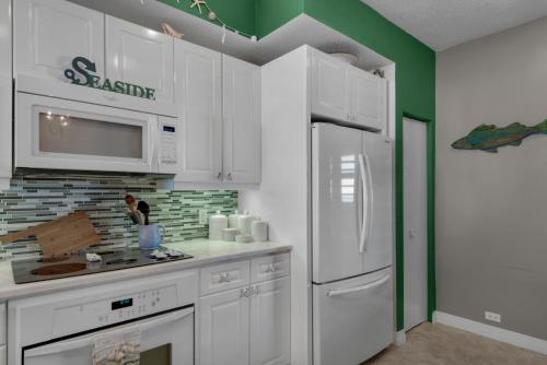 Beach Colony West 15E - Sunset Paradise - image 2