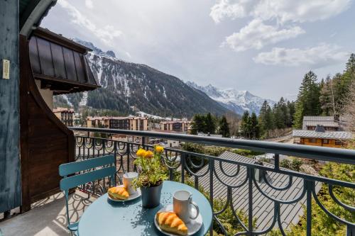 Le Cristal MB18 Mont-Blanc View, Pool, Parking & Free WiFi - Happy Rentals
