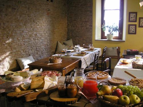 Ēdiens un dzērieni, Casa Branzele in Trezzo Tinella