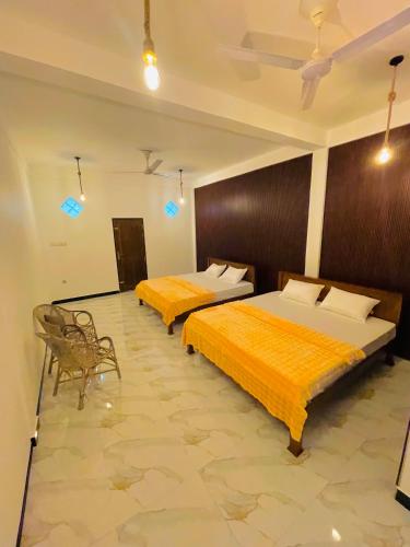 Dahanayaka Hotel & Rooms - Kekanadura - image 4