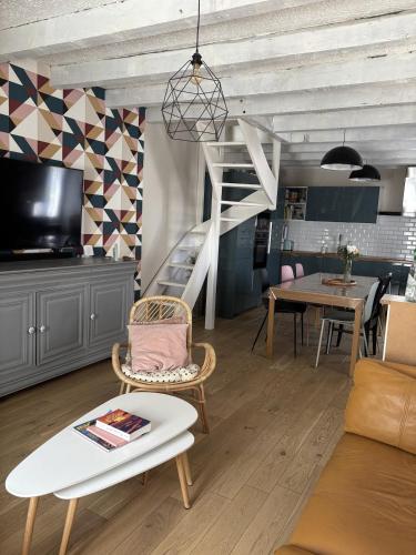 Beautiful townhouse - Location saisonnière - Talant