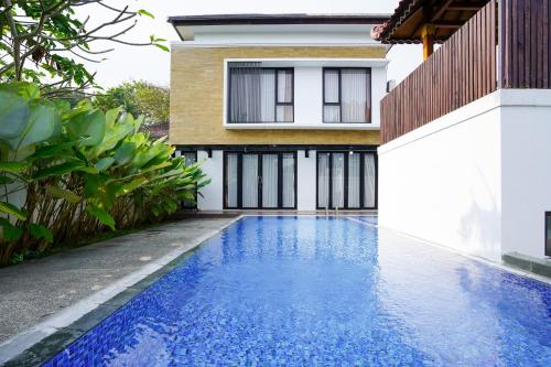 The Lavana Signature Greenkhaza Villa Jogja, Bantul