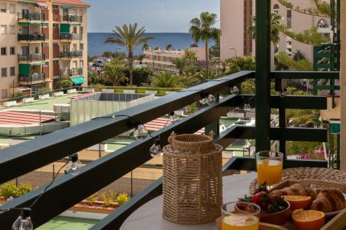 Los Cristianos Sea View Apartment Pool and Tennis