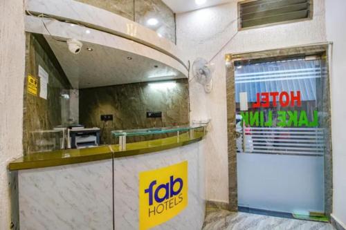 FabHotel Lake Link