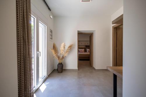 Eltynia Luxury Villa in Nikos Kazantzakis