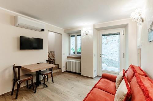 CARLA APARTMENT - i giardini di villa melzi
