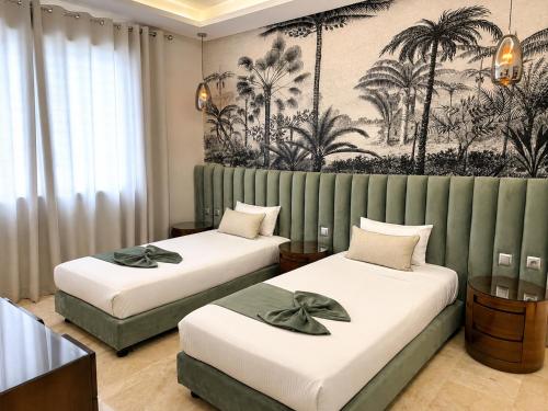 2 twin beds