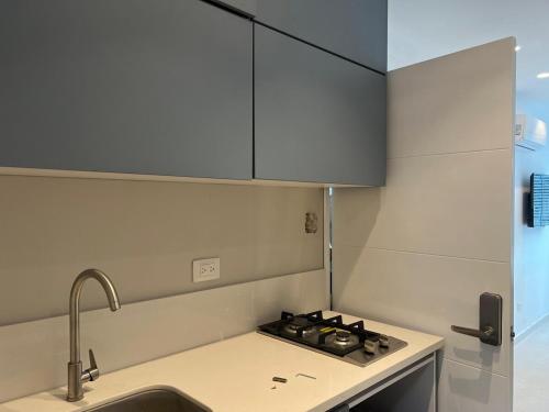 Loft 302 H54 WAIWA HOST