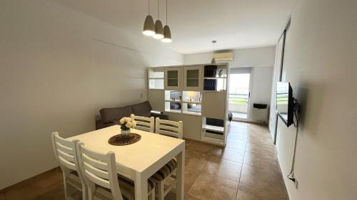 Studio in modern complex with 24-hour security