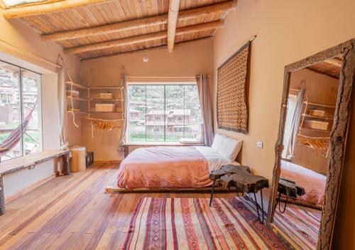 Bright Studio with Views and Top Wifi