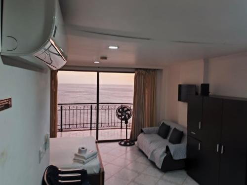 El Peñon-Rodadero-Sunset-Cheap Building-aptaestudio