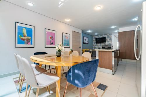 3BR Roma Norte Stay Balcony and Workspace - image 3