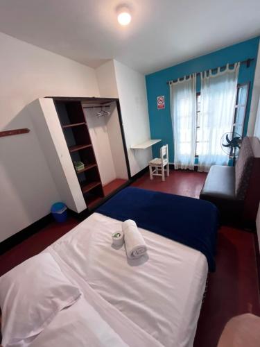 Wayra Hostel Huanchaco in تروجيلو