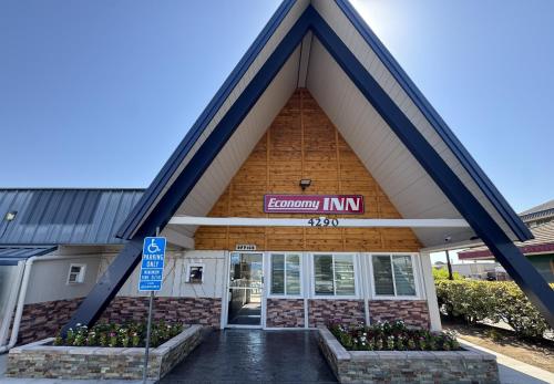 Economy Inn Fresno Yosemite '''NEWLY REMODELED'''
