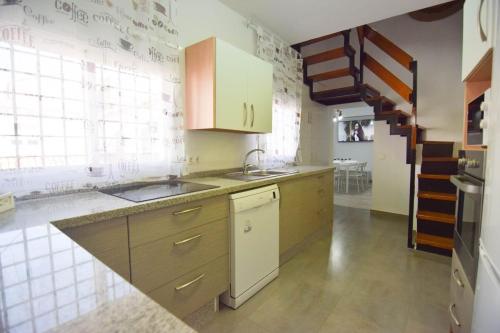Ático Aguayos con terraza y cuatro dormitorios.