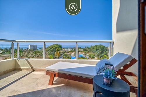 Balkons/terase, B Nayar 3BR Sanctuary: Private Balcony, Full Kitchen & Steps to La Cruz Marina in La Cruz De Huanacaxtle
