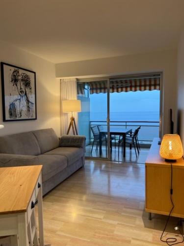 Sea View, Pool, Tennis, AC - Near Cannes