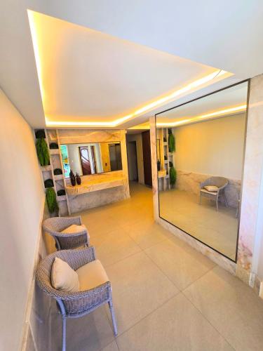 Apartamento beira-mar enseada azul - image 3