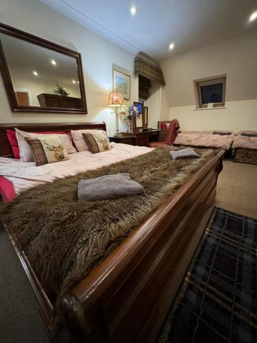 The West Highland Way Hotel and Campsite in North Glasgow