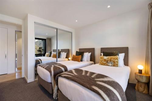 Lakeview on Goldrush - image 3