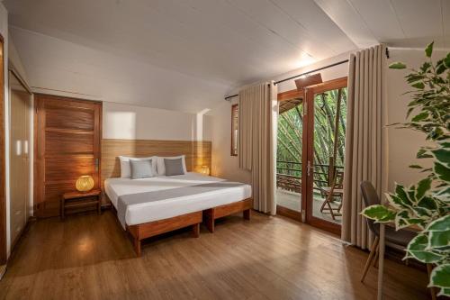 Riverside Retreat in Nature, 10min to Old Town in Cam Kim