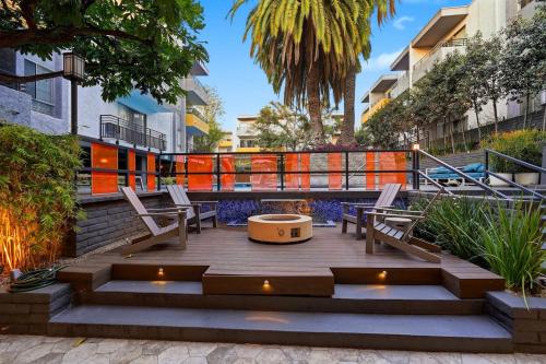 Stylish Silverlake Apartment near Crypto Arena