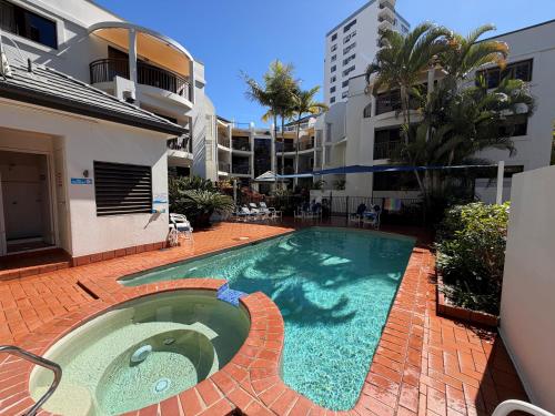 Burleigh on the Beach