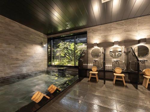 Super Hotel Shiga Nagahama Tennen Onsen in Nagahama