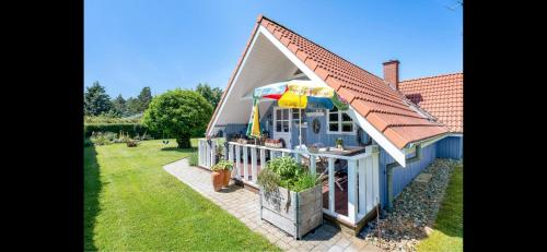 . Cozy Holiday Home With Character