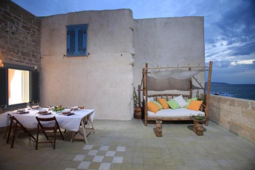Four Hearts - Acre's Sea Side Suite in Acre