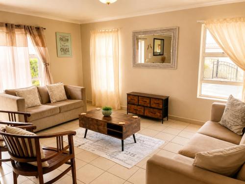 Bay Breeze Guesthouse Selfcatering 1