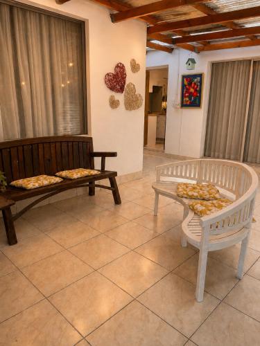 Bay Breeze Guesthouse Selfcatering in 海爾德博格