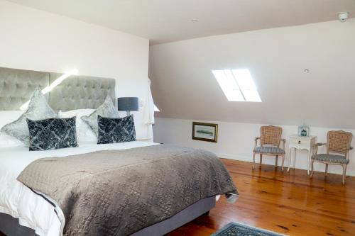 Carmichael House Boutique Hotel Room Type - Family Room with Loft