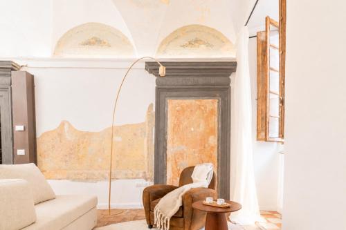 Etruscan Dream Jacuzzi Apartment in the Heart of Perugia