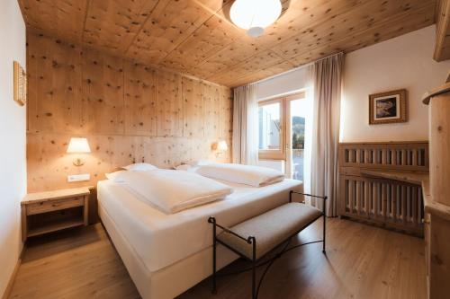 Hotel Ciasa Salares Room Type - Suite
