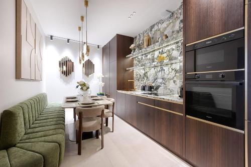 2 bedrooms, 3 beds
