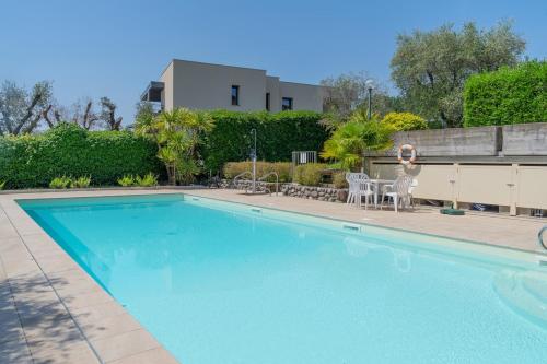 Salt Water Pool Apt