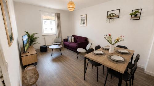 المرافق, Zentrumsnahe Wohnung mit bequemen Boxspringbetten, augestattete Küche, Balkon, Self Check-in, Wifi (Zentrumsnahe Wohnung mit bequemen Boxspringbetten, augestattete Kuche, Balkon, Self Check-in, Wifi) in Halberstadt