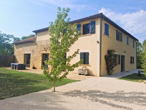 La Noyeraie in Saint-Aubin-de-Nabirat