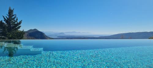 Swimming pool, Sunrise Nest - Tinyhouse Infinity Pool & Views in Ravanj