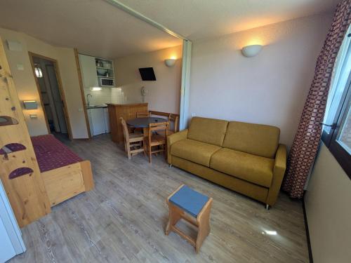 Studio divisible au pied des pistes, balcon, 3/4 personnes